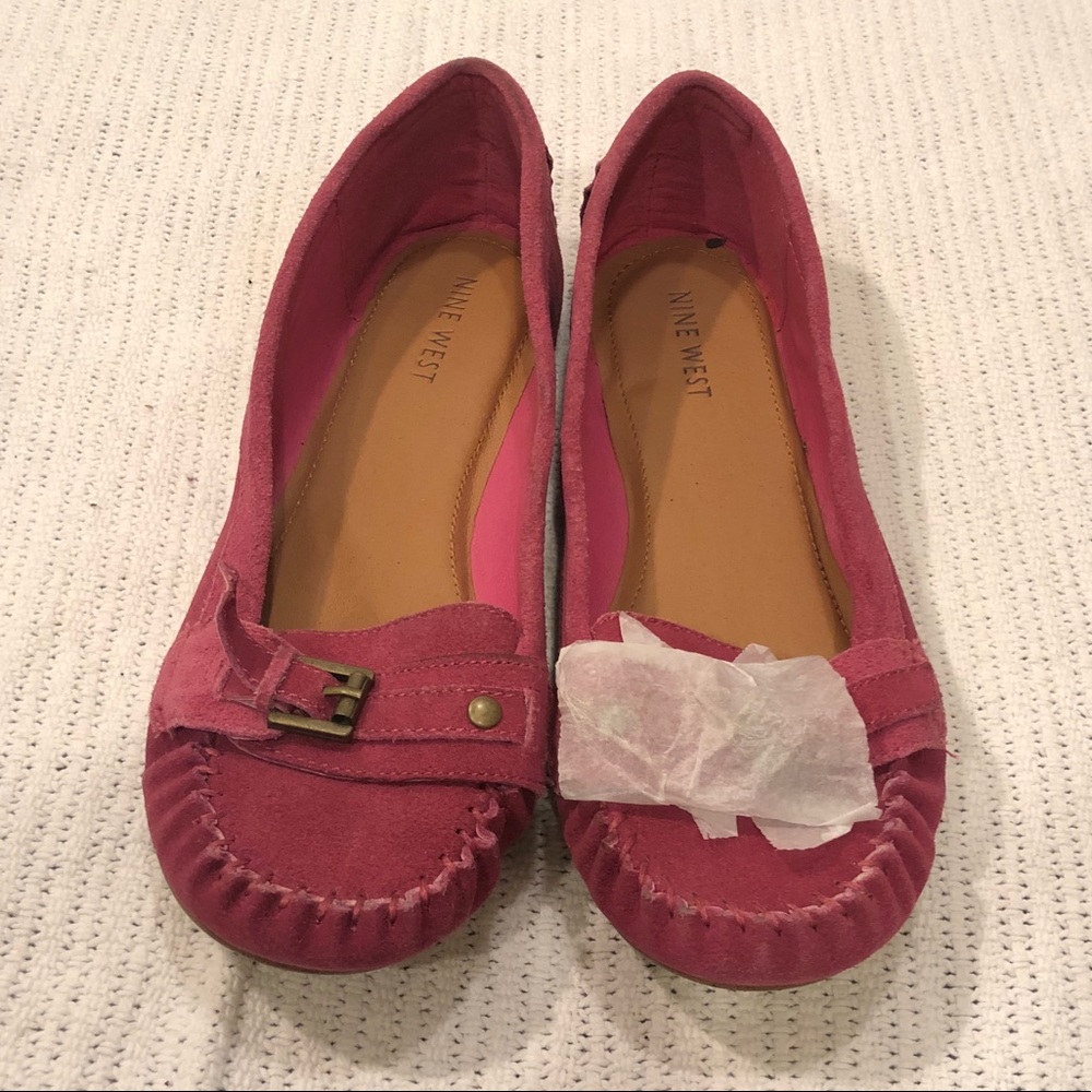 🥳 sold crosspost 🥳 New Nine West Flats Loafers Pink